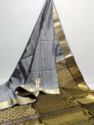 Kanchipuram Handloom Silk Sari - Image 4
