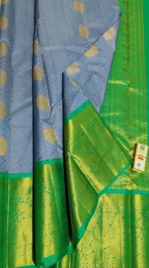 Handloom Kanchipuram Silk Saree - Image 3