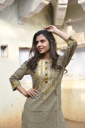 Long Kurta Skirt Set - Image 19