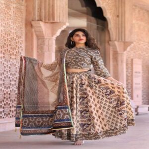 Cotton Long Skirt with Blouse - Image 37