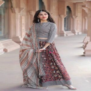 Cotton Long Skirt with Blouse - Image 38