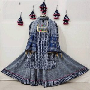 Cotton Long Skirt with Blouse - Image 40