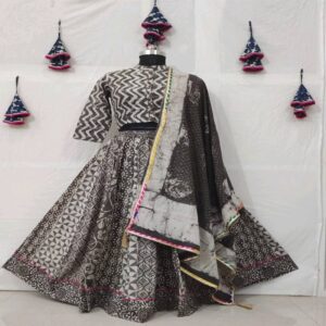 Cotton Long Skirt with Blouse - Image 54