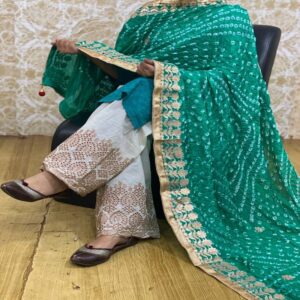 Beautiful Bandhani Dupatta Set - Image 2