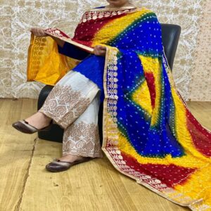 Beautiful Bandhani Dupatta Set - Image 3