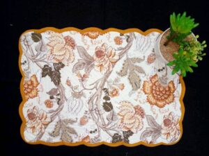 Quilted Reversible dining mats