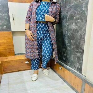 Crop Top with Pant and Shrug - Image 5