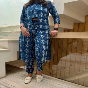 Crop Top with Pant and Shrug - Image 14