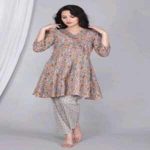 Peplum Short Kurti Pant Set - Image 12