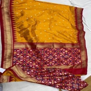 Gadwal Saree with Patola weave - Image 3