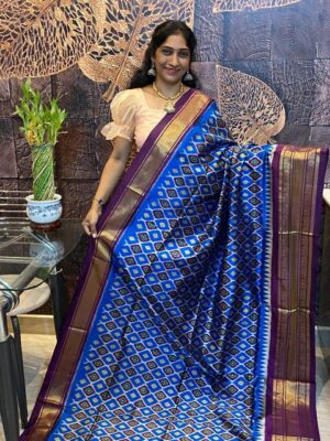 Ikkat Silk Saree - Image 10