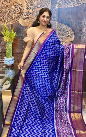 Ikkat Silk Saree - Image 12