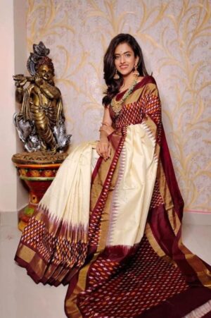 Ikkat Pure Silk Sarees - Image 5