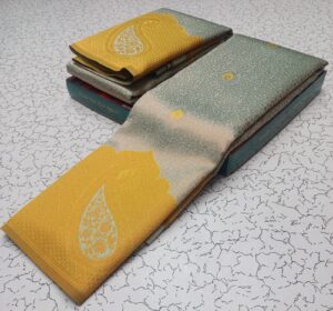 Kubera Soft Silk Saree - Image 25