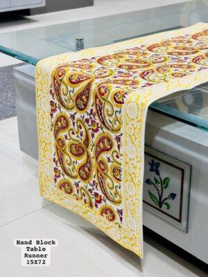 Table Runner - Image 8